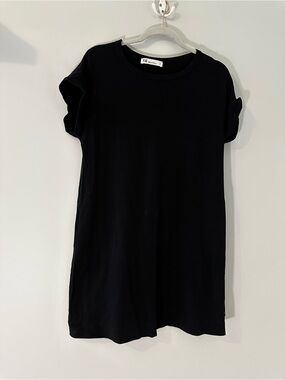 Fig clothing black t-shirt dress with pockets